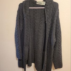 Aran wool sweater full zip